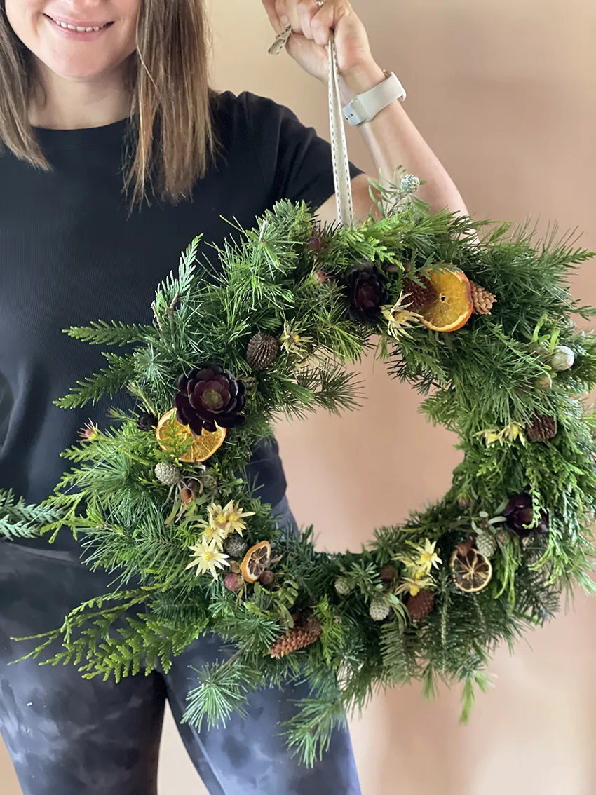 Christmas wreath workshop at our flower farm 2025 - Image 10