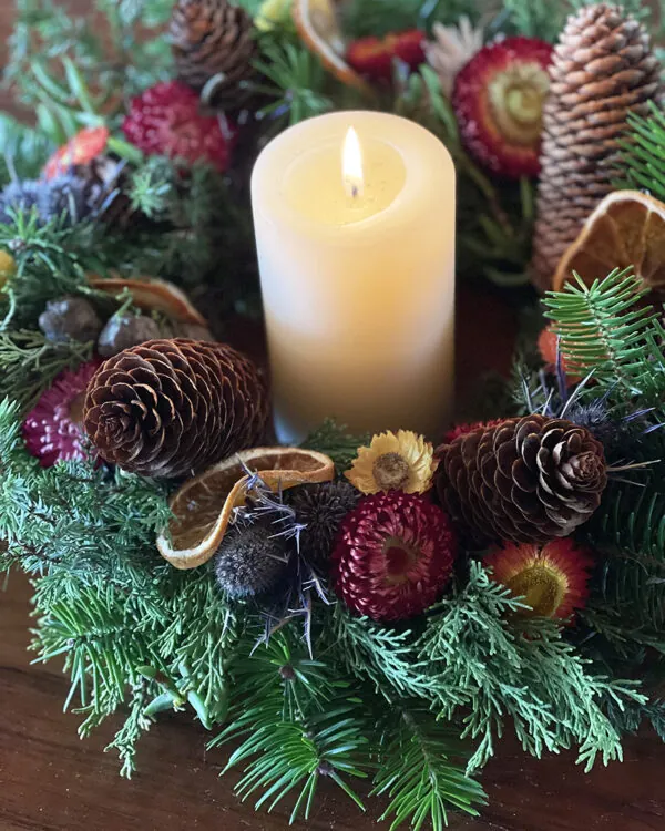 Christmas wreath/centrepiece workshop at Peppermint Bay 2025