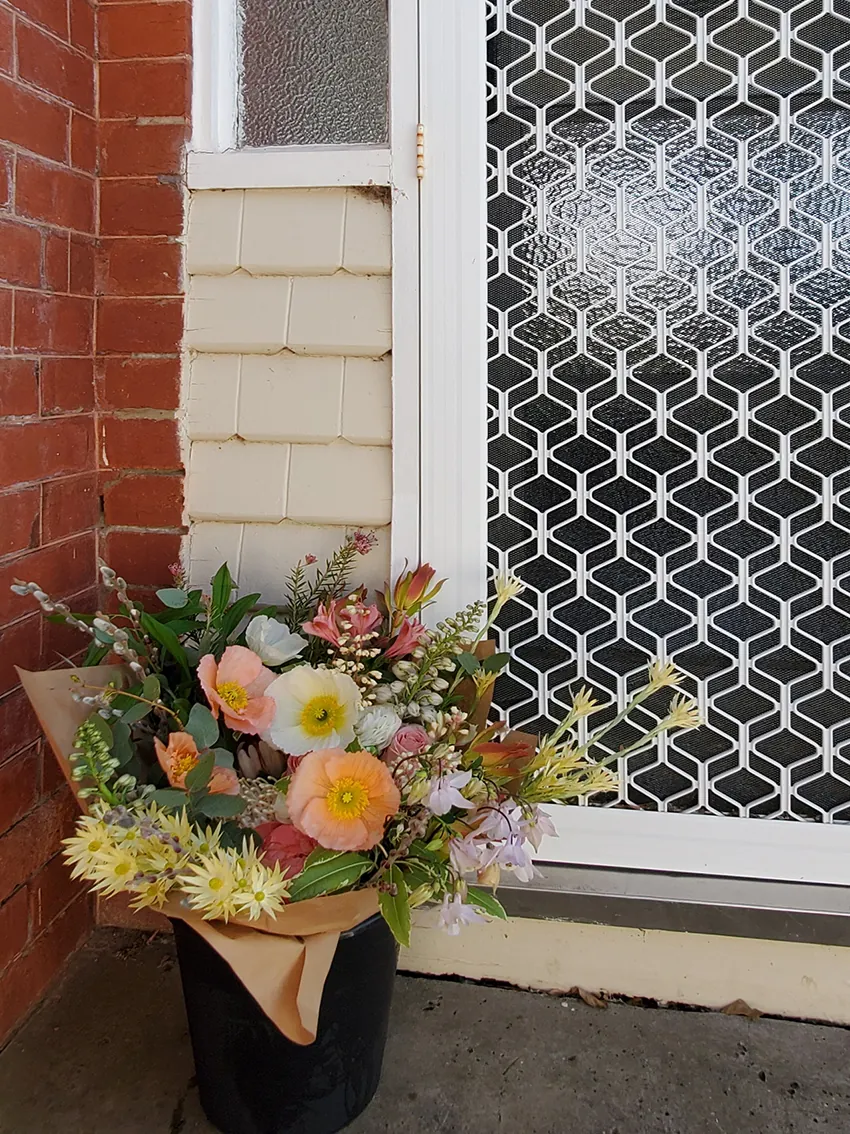 Large Summery arrangement - Image 5