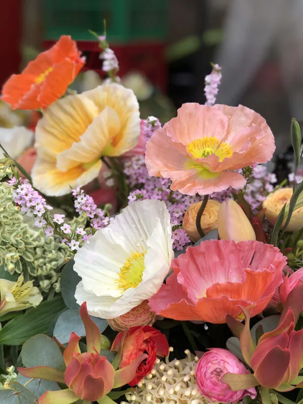 Large Spring arrangement - Image 2