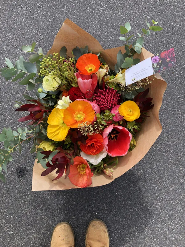 Large Spring arrangement - Image 5